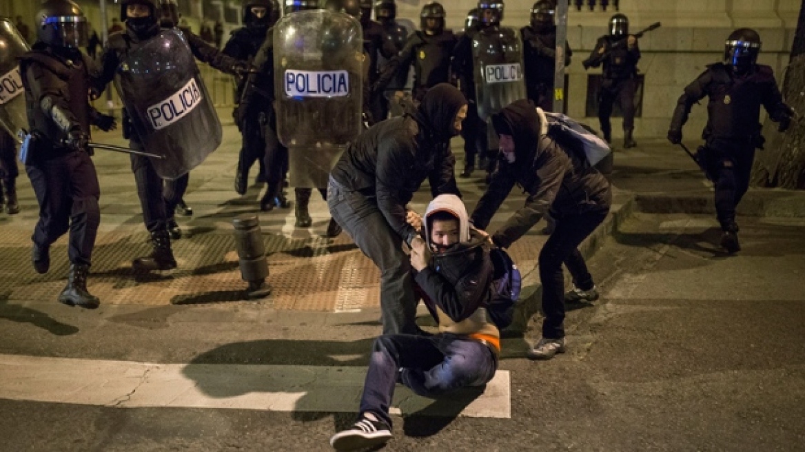 Μαδρίτη: Πάνω από 100 τραυματίες στις χθεσινές διαδηλώσεις 